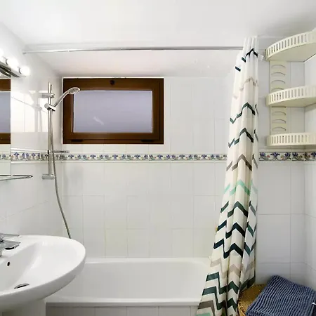 Junto A La Playa Mogán